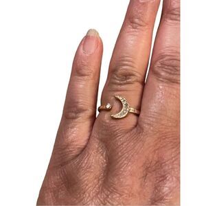 NWOT rose gold crescent and star rhinestone US size 6 ring